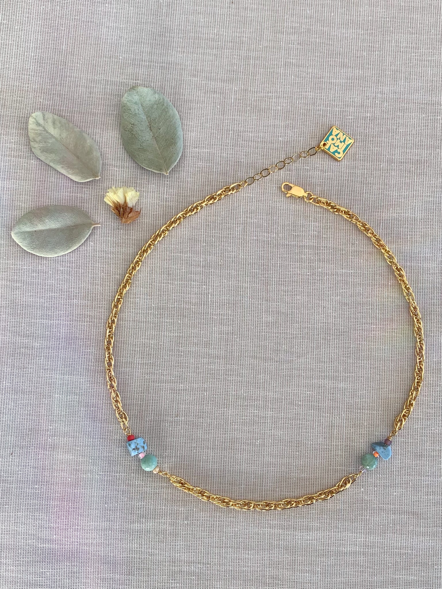 ISLAND BEAUTY Necklace
