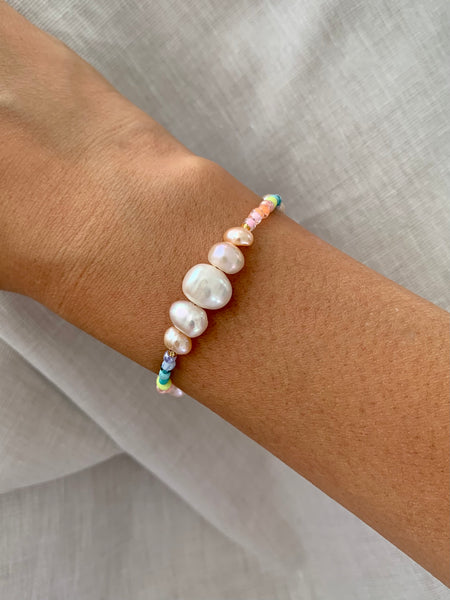 PEARLY GLOW Bracelet